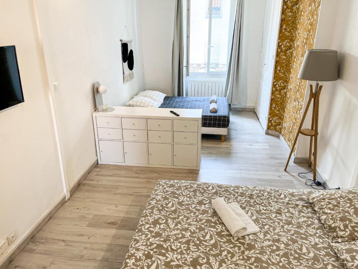Suite Magelan Villeurbanne Zewnętrze zdjęcie